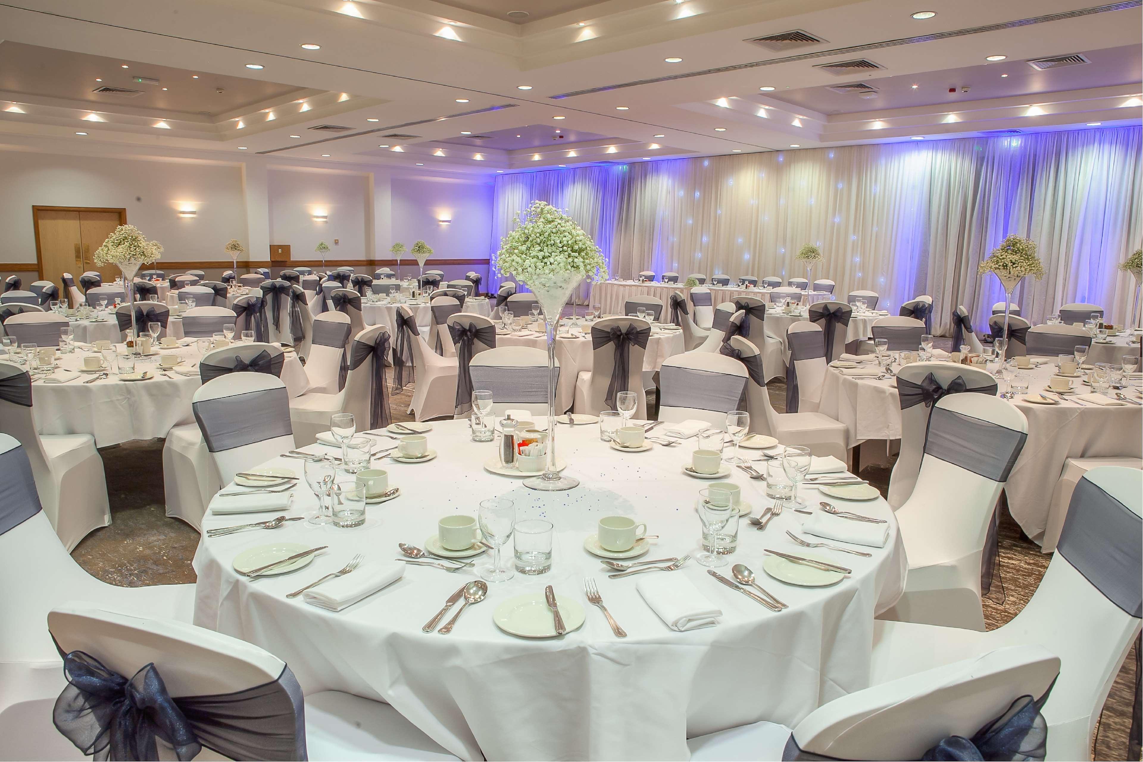 Doubletree By Hilton Swindon Hotel Εξωτερικό φωτογραφία