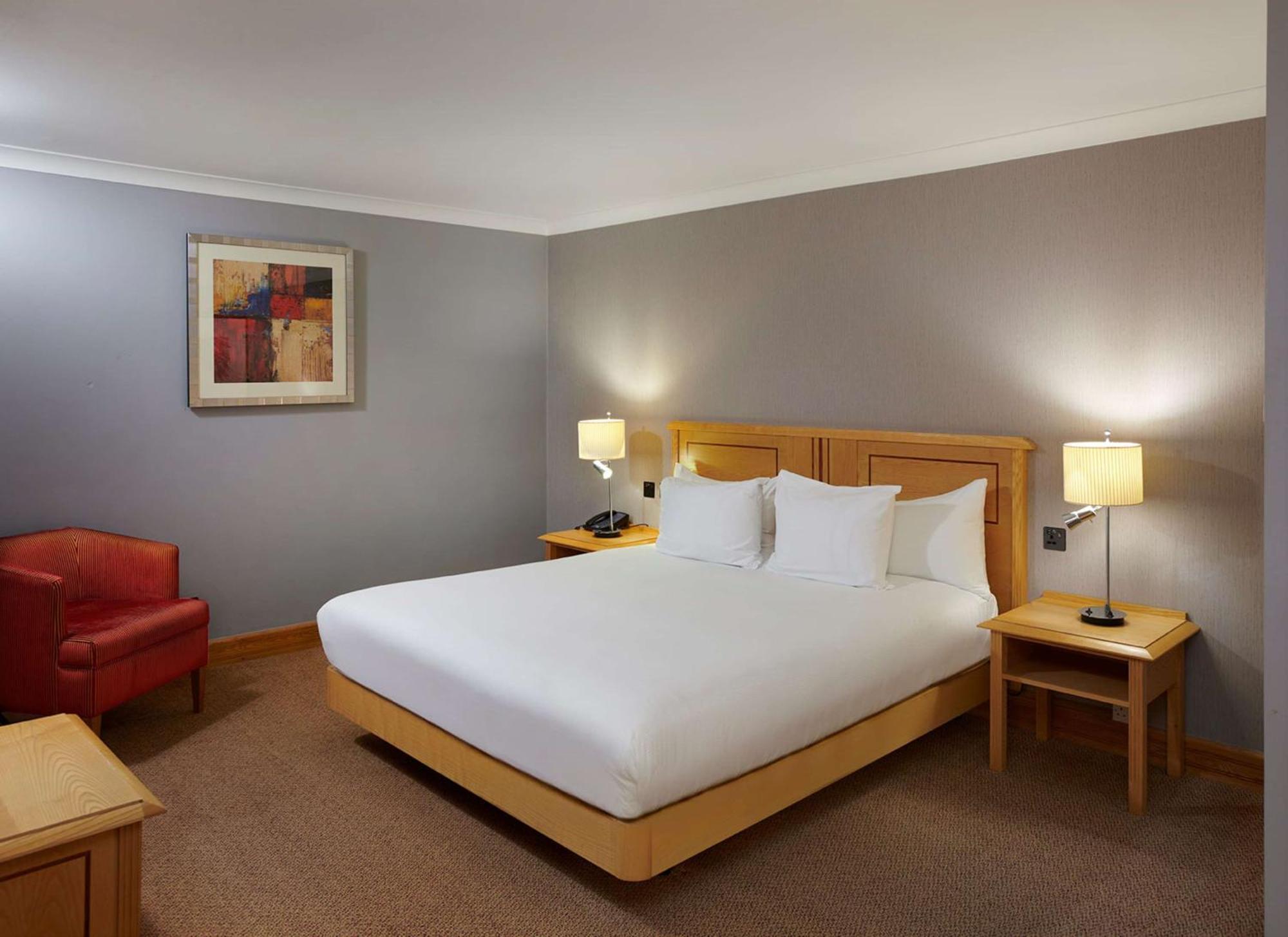 Doubletree By Hilton Swindon Hotel Εξωτερικό φωτογραφία